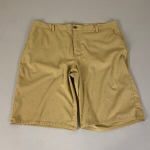 Urban Pipeline Shorts Men's Size 40 Khaki Flat‎ Front Golf Casual Performance